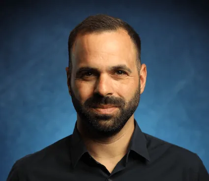Nadav Douani
